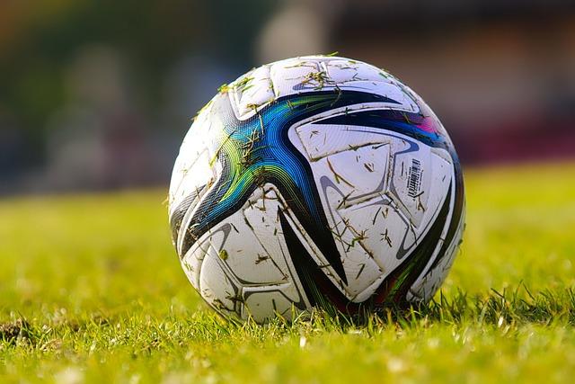 Who Is the Highest Paid Female Soccer Player? Celebrating Women's Football! 6 Challenging the Norm: How Women's Football Is Gaining Momentum