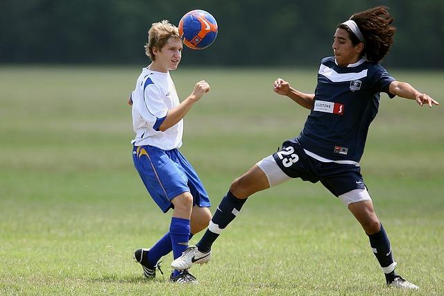How Many Positions in Youth Soccer? Analyzing Youth Player Roles! 3 Analyzing the Different Roles and Responsibilities of Youth Soccer Players