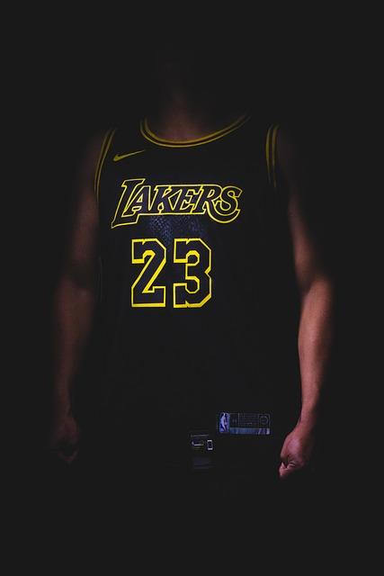 Does LeBron Play Soccer? Insights into the NBA Star's Sporting Interests! 6 Factors Influencing LeBron James' Sporting Interests