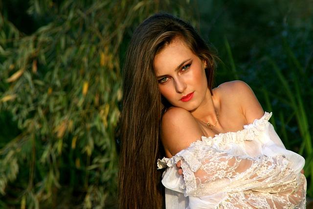 Soccer Pass Drills: Perfecting Passing Technique and Accuracy! 4 - Perfecting Long Passes: Techniques for Power and Accuracy