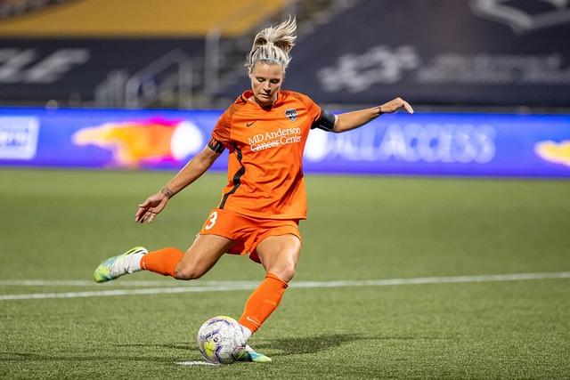 Soccer Clubs in San Jose CA: Discover the Finest Teams in the Bay Area! 5 Women's Soccer Teams in San Jose CA: Breaking Stereotypes